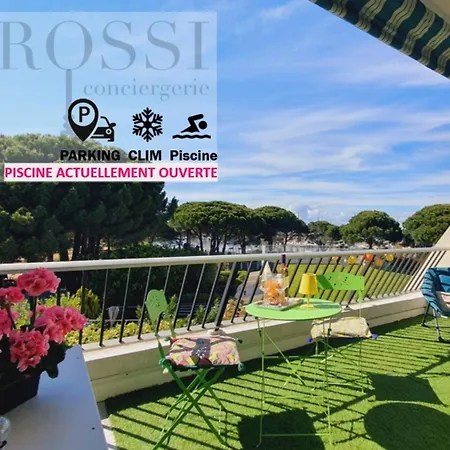 Le Quai Aux Fleurs Avec Parking Securise Clim Piscine A Port Camargue - Rossiconciergerie - Linge Inclus Apartman Le Grau-du-Roi