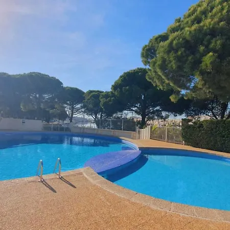 Le Quai Aux Fleurs Avec Parking Securise Clim Piscine A Port Camargue - Rossiconciergerie - Linge Inclus Apartman Le Grau-du-Roi